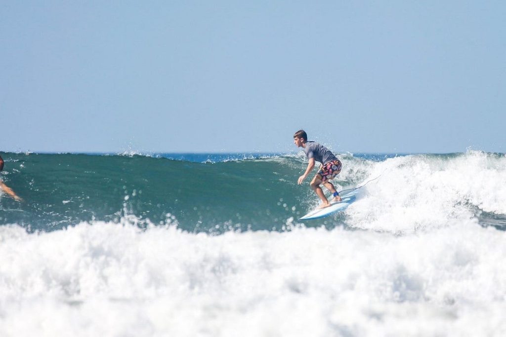 Surf Lessons in Nosara: Your Guide to Catching Waves